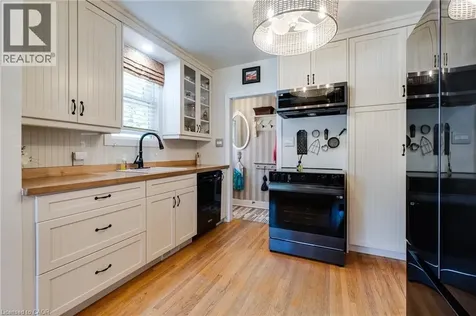 230 Sydney Street Kitchener ON N2G 3V7