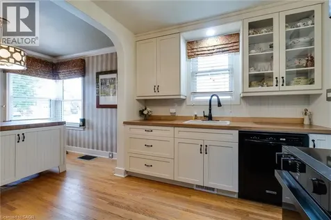 230 Sydney Street Kitchener ON N2G 3V7