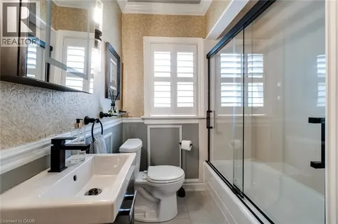 230 Sydney Street Kitchener ON N2G 3V7
