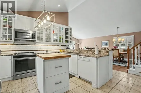 6 Theodore Drive Hamilton ON L9A 5J8