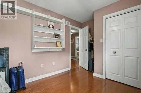 6 Theodore Drive Hamilton ON L9A 5J8