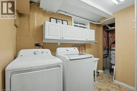 6 Theodore Drive Hamilton ON L9A 5J8