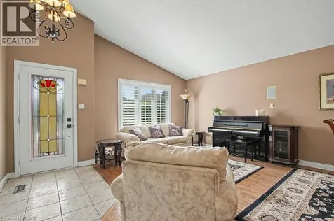6 Theodore Drive Hamilton ON L9A 5J8