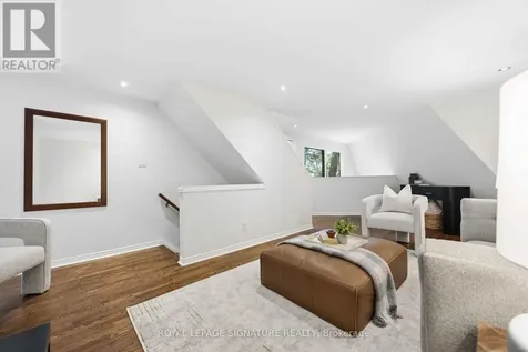 2366 Queen Street East Toronto (the Beaches) ON M4E 1H4