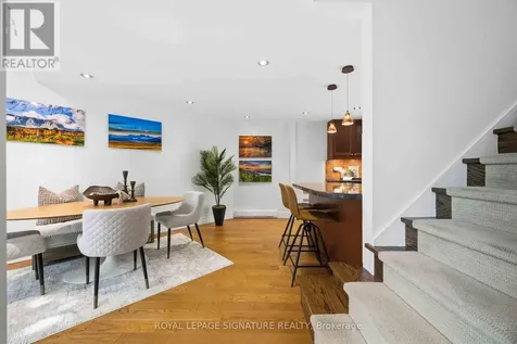 2366 Queen Street East Toronto (the Beaches) ON M4E 1H4