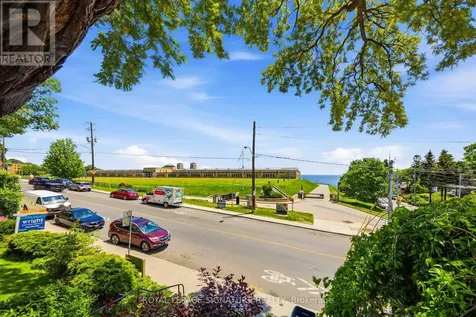 2366 Queen Street East Toronto (the Beaches) ON M4E 1H4