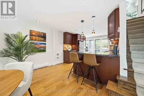 2366 Queen Street East Toronto (the Beaches) ON M4E 1H4