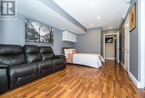 164 Jenkinson Way Toronto (dorset Park) ON M1P 5H4