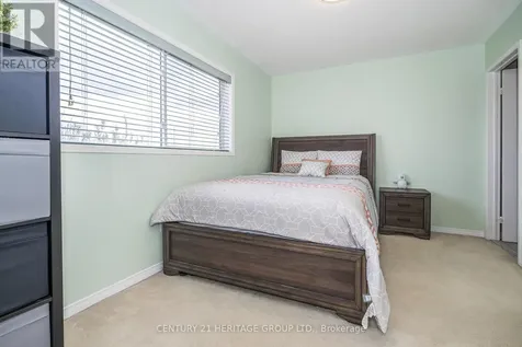 164 Jenkinson Way Toronto (dorset Park) ON M1P 5H4