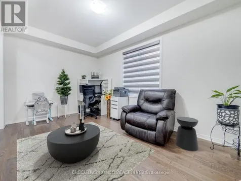 26 Lillian Way Haldimand ON N3W 2G9