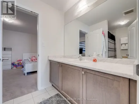26 Lillian Way Haldimand ON N3W 2G9