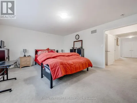 26 Lillian Way Haldimand ON N3W 2G9