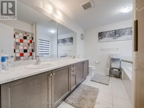 26 Lillian Way Haldimand ON N3W 2G9