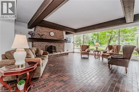 225 Harvard Place Waterloo ON N2J 4H4