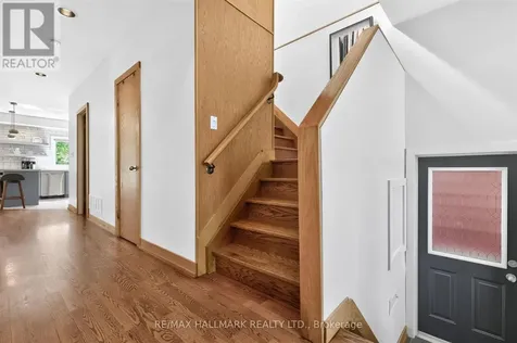75 Hillside Drive Toronto (broadview North) ON M4K 2M5
