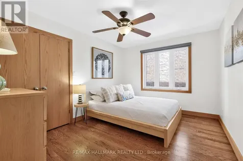 75 Hillside Drive Toronto (broadview North) ON M4K 2M5