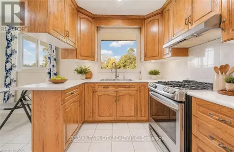 543 Glen Forrest Boulevard Waterloo ON N2L 4J3