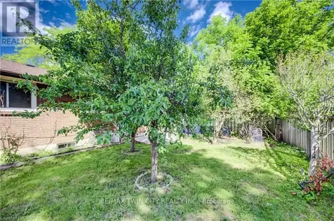 543 Glen Forrest Boulevard Waterloo ON N2L 4J3