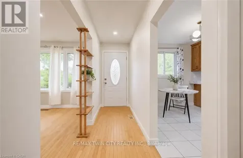 543 Glen Forrest Boulevard Waterloo ON N2L 4J3