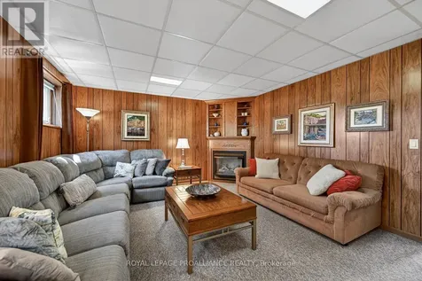 733 Stewart Boulevard Brockville ON K6V 5T4