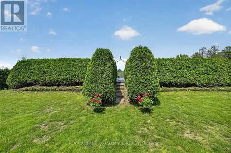 733 Stewart Boulevard Brockville ON K6V 5T4