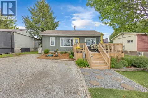 11 Cove Lane Norfolk ON N0E 1M0