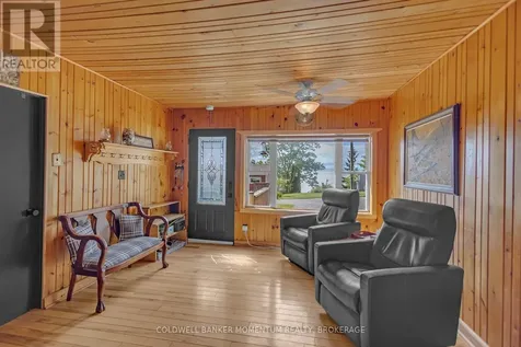 11 Cove Lane Norfolk ON N0E 1M0