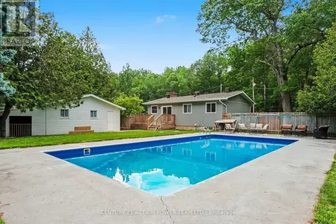 422 Allbirch Road Ottawa ON K0A 3M0
