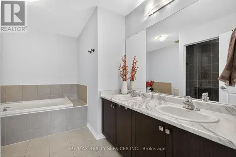 154 Munro Circle Brantford ON N3T 5L6