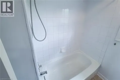 4559 St. Volodymyr Court Lincoln ON L0R 1B5
