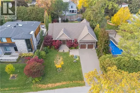 2073 Deramore Drive Oakville ON L6J 2P7