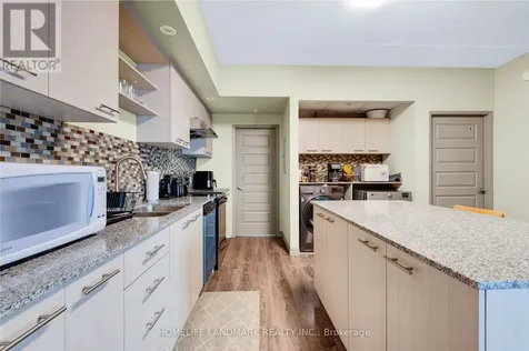 8 Hickory Street West Waterloo ON N2L 3H6