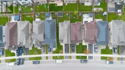35 Arnold Marshall Boulevard Haldimand ON N3W 0B3