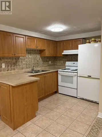 72 Button Road Vaughan (west Woodbridge) ON L4L 1K1