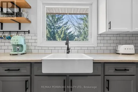 99 Noik Drive Pembroke ON K8A 7Z4