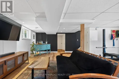 99 Noik Drive Pembroke ON K8A 7Z4
