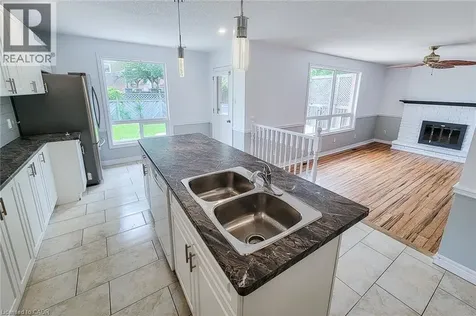 4559 St. Volodymyr Court Lincoln ON L0R 1B5