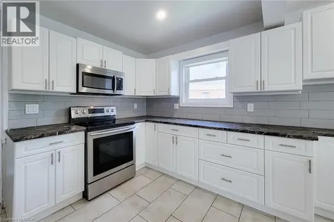 4559 St. Volodymyr Court Lincoln ON L0R 1B5