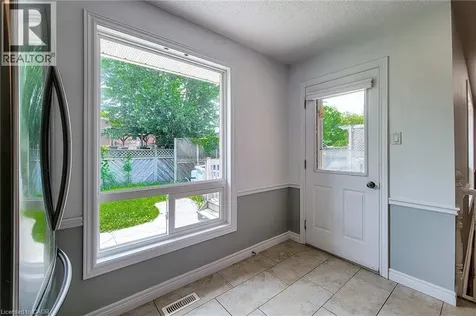 4559 St. Volodymyr Court Lincoln ON L0R 1B5