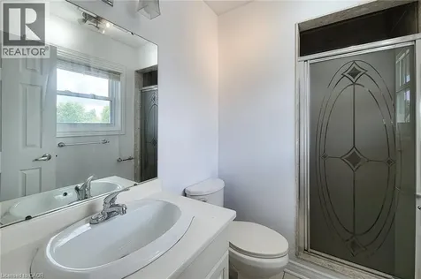 4559 St. Volodymyr Court Lincoln ON L0R 1B5