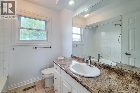 4559 St. Volodymyr Court Lincoln ON L0R 1B5