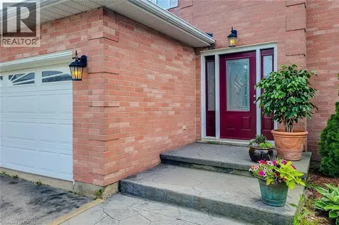 4559 St. Volodymyr Court Lincoln ON L0R 1B5