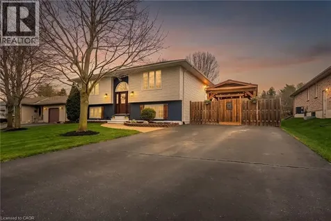 22 Lorraine Avenue Tillsonburg ON N4G 4V3