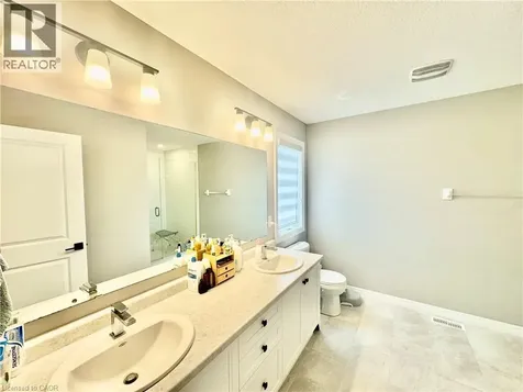 179 Otterbein Road Kitchener ON N2B 0A8