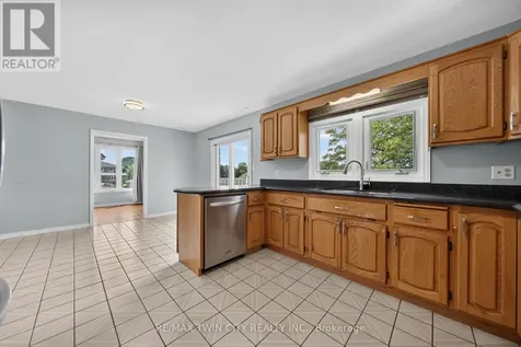 238 Hillmer Road Cambridge ON N1R 6N8