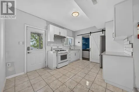 238 Hillmer Road Cambridge ON N1R 6N8