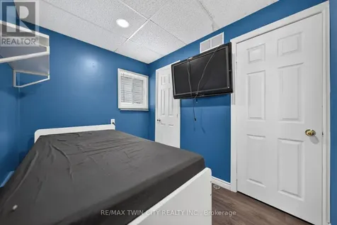 238 Hillmer Road Cambridge ON N1R 6N8