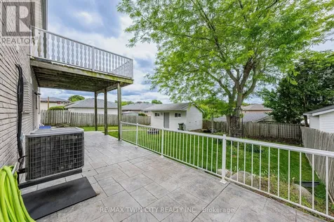 238 Hillmer Road Cambridge ON N1R 6N8