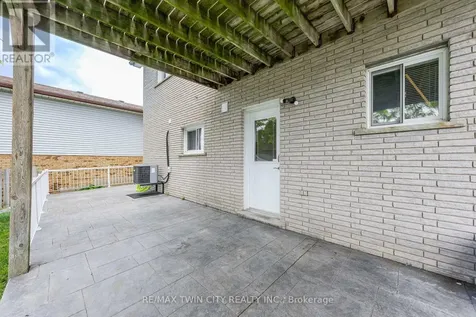 238 Hillmer Road Cambridge ON N1R 6N8