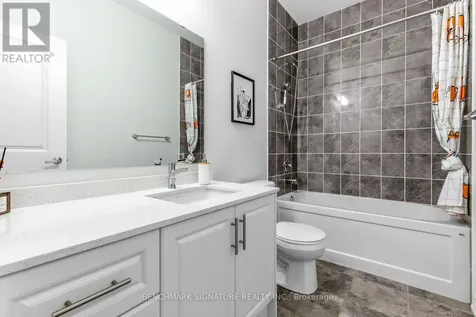 163 Tempel Street Richmond Hill ON L4E 1J2